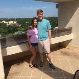 Meet your Posher, Amber